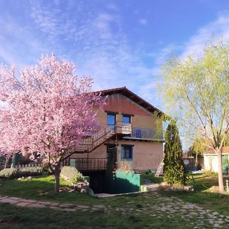 Albergue De Peregrinos Casa Flor Murias de Rechivaldo Eksteriør billede